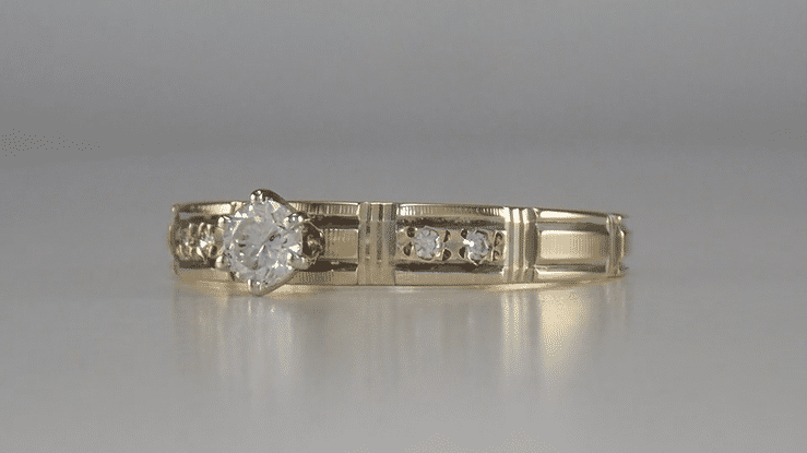 Mondria Vintage Diamond Engagement Ring in 10 Karat Yellow Gold - Item: R782 - Image: 3