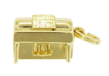 Upright Piano Charm in 14 Karat Gold